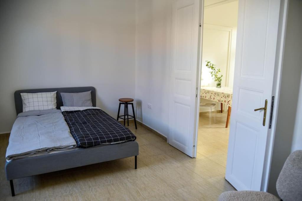 Parokia Apartman Es Coworking A Balaton Mellett Kaptalantoti 外观 照片
