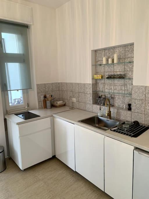 Parokia Apartman Es Coworking A Balaton Mellett Kaptalantoti 外观 照片